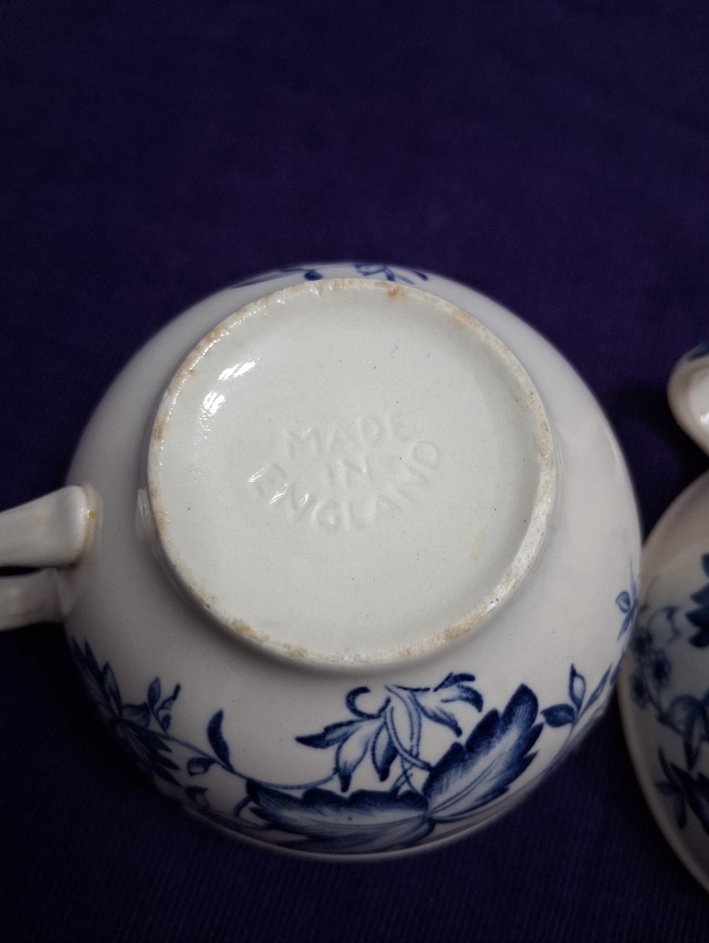 Vintage Malvern Blue Windsor Ware Teacups Saucers Bowls Johnson Bros England - Picture 15 of 16